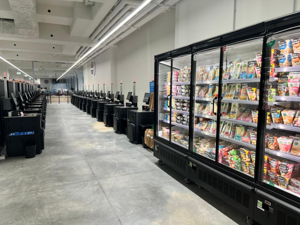 Caisses automatiques magasin provisoire leclerc 4 chemins